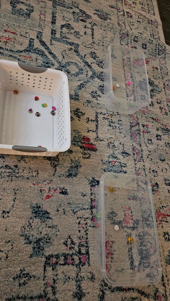 mafernan_ESE's tweet photo. Getting my kids excited about dividing fractions by turning it into a game. Engagement is the key to excitement! #mysterybasket @HumbleISD_HE @MrsVelasco_HE https://t.co/lQm2pAepHd