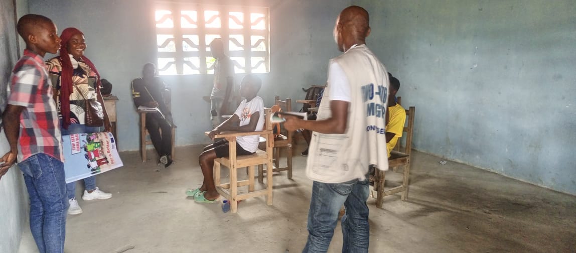 cdi2019's tweet photo. Empowering Todee District's Future!  CDI envisions a world where every child thrives. Today, our Social Behavior Change Awareness continued, focusing on child protection and creating a conducive environment for all children.
Partners:  CPN 
🌐 Supported by UNICEF Liberia https://t.co/wrAri5Hlhe