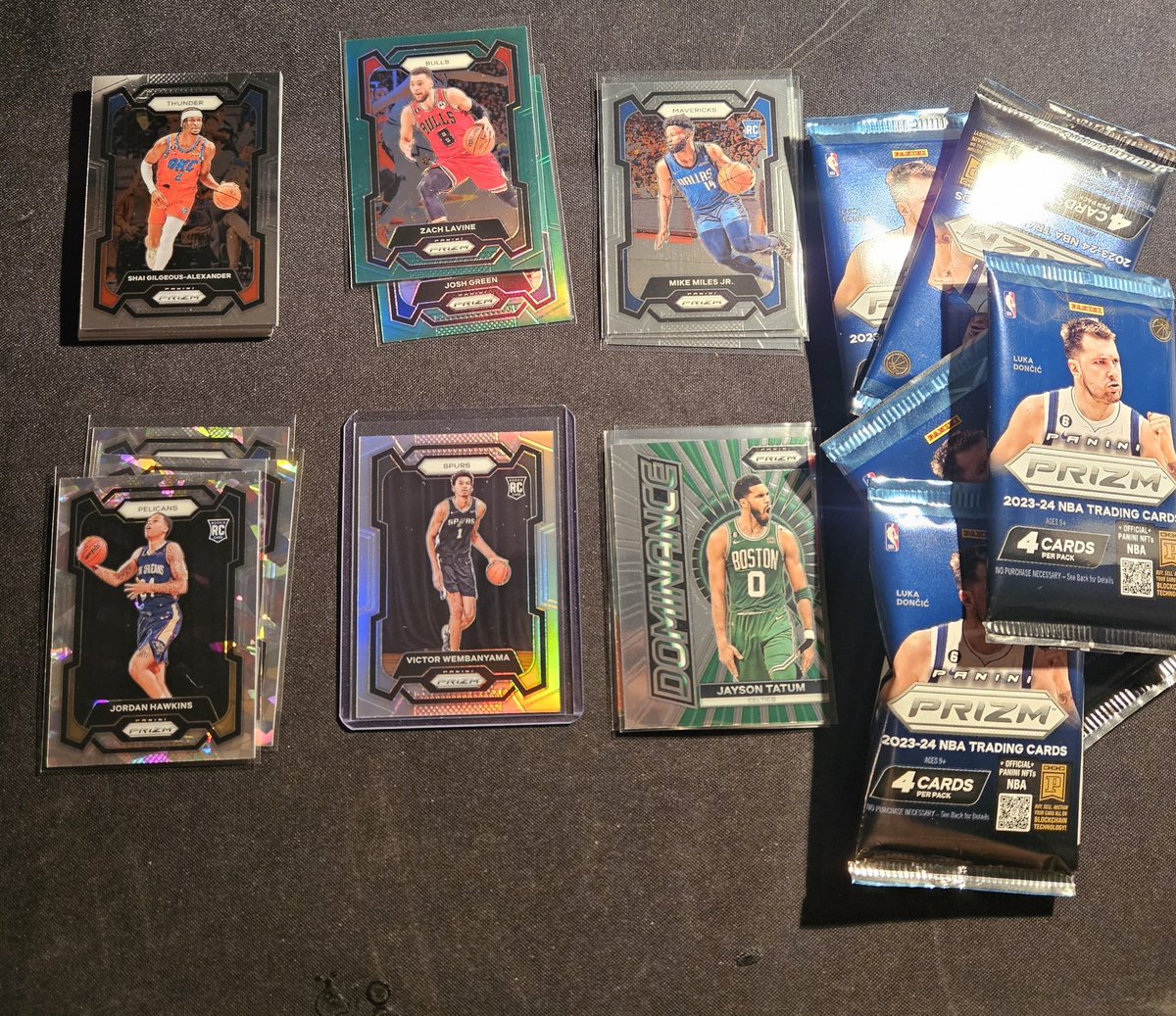CardsCwc's tweet photo. It's been a minute since I bought any sportscards but I was in Walmart and I had the itch to open few packs. 1 and done!! https://t.co/RdRAEN3GZd