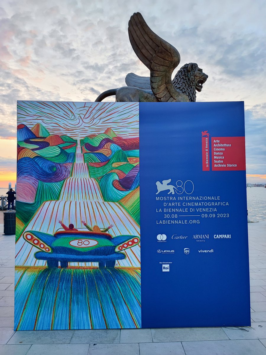 yoshi_shimamura's tweet photo. ヴェネツィア国際映画祭💡

世界三大映画祭のひとつであるヴェネツィア国際映画祭は、イタリアのヴェネツィアで開催されます。 

ヴェネツィアは、水の都として知られる美しい街で、カンヌとは違った雰囲気があります。  

初めての参加が記念すべき80回目の開催とのことで、とても楽しみです😄

━━━━━━━━━━━━

ボクは16歳で社会に飛び出しました🏃=͟͟͞͞
何の取柄もない平凡なボクなのですが、【あること】に集中することによって、こんな感じになりました💡
↓↓↓

■
映画プロデューサー🎥
ワールドセールスを狙った作品を作り続け、1作は国際映画祭で受賞・1作は国際映画祭でノミネートされました。

■
オリコン様・テレ東様を含む6社の大株主です💰
大株主になっている銘柄で約25億円くらいの評価額です。
※
2023年7月16日時点

https://t.co/Aprt275dT6

https://t.co/FLFjwVywWI

■
約2,000坪の土地を所有しています。
サッカーコート1面くらいですね⚽️
https://t.co/5ozXwt1MlP
※
2023年7月16日時点

■
書籍を出版したら Amazon総合2位！
Amazon3部門で1位！
全国の書店30店舗以上で1位になりました。https://t.co/JNfAOi9T8a

■
下記の書籍で大株主としてのインタビュー記事をご掲載いただきました。

【株探超活用法DX 大株主の研究/宝島社】
https://t.co/VobHgDPNyN

【高配当株と円安株で月15万円稼ぐ 億り人がやっている（秘）投資法/宝島社】
https://t.co/bLY6Kkjv7l

東洋経済様にコラムを寄稿しました。
【100社の株を配当狙いで持つ投資家が明かす流儀/東洋経済オンライン】
https://t.co/qK7CL2Pcvx

幻冬舎ゴールドオンライン様にコラムを寄稿しました。
【カリスマ個人投資家が「円安・株安なんてあまり気にしなくていい」と断言するワケ/幻冬舎ゴールドオンライン】
https://t.co/J8V2EsJkcx

■
新宿警察署長から感謝状をいただきました。
https://t.co/3ycuPTRxqb

■
京都芸���大学様と共同講座をやりました
https://t.co/nZBGreNwZG
↑↑↑

『どうやればそんなことになるのか教えてください❗』
等のお問い合わせをいただくことが多いので、その答えをnoteに掲載しました。
ぜひ、ご覧ください😄
↓↓↓

https://t.co/4UIwyeIQbd…

出掛けるときに踏んだ犬のウンチを、帰宅するときにもう一度踏んでしまうレベルのボクですが、地道に真面目に仕事をして、楽しく生きています🎵
ぜひ、仲良くしてくださいね😉

#映画
#映画好きと繋がりたい
#投資家さんと繋がりたい
#株式投資投資
#不動産投資
#富裕層
#資産家
#テレ東
#テレビ東京
#起業
#スタートアップ
#ヴェネツィア国際映画祭