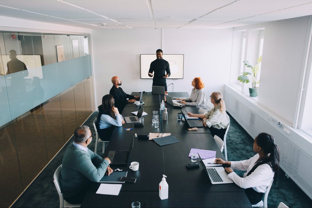 MarketingChick's tweet photo. Do You Need a PR or Marketing Professional? Here's the Difference https://t.co/lMObz0q8RD https://t.co/nV8JKWf8Ow