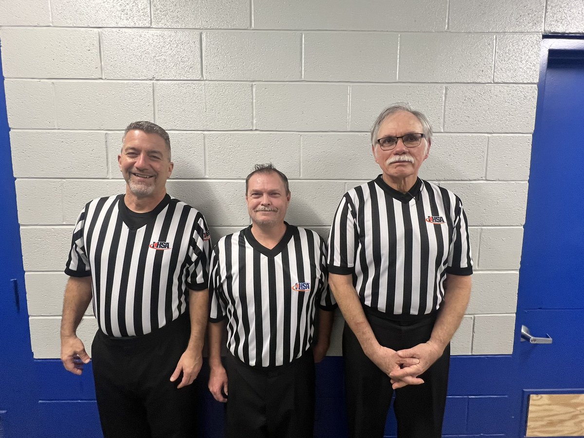 Again celebrating @IHSA_IL Winter Officials Appreciation Week as we are grateful for all officials and specifically these three tonight Jim Cole, Mike Smargiassi, and Ricky George. @chseagles4 @LadyEagleCHS @republictimes @IHSAOfficials @IHSAOfficial