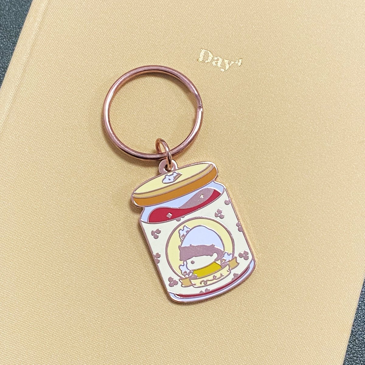 GS_Promo_Inc's tweet image. 🎨Turn your design into a keychain！

#custom #customkeychain #customkeychains #custommetalkeychains #metalkeychain #hardenamelpin #hardenamelkeychain #gsjj #gsjjpins #gsjjkeychains