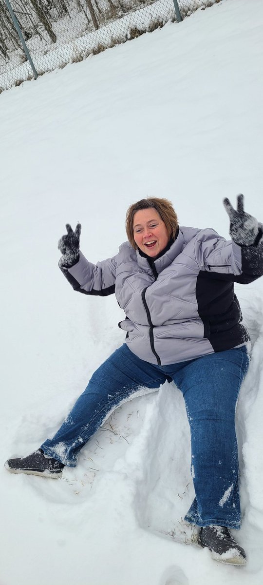 ElizabethH6413's tweet photo. Some BPS Transportation fun in the lot on the grassy hill when you find out there's a snow day tomorrow!! Bus drivers having fun being a kid again in the snow. Snow Angel Bus Driving Besties!! #funbusdrivers #doyouwanttobuildasnowman @bps_transport https://t.co/RJF8A617Vm