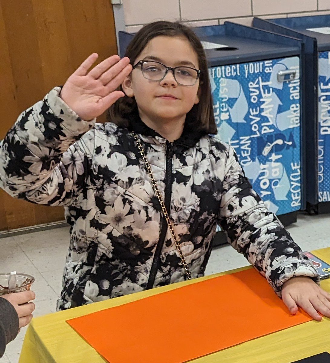 ClearspringAP's tweet photo. STEAM Night was a huge success!!!  Boat building, robots, origami, marshmallow snowmen, and so much more!!! Can't wait for next year! https://t.co/sYXEXiPUBD