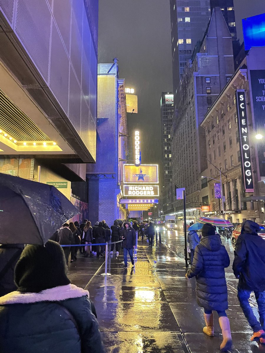 Vanessa Carroll tweet media