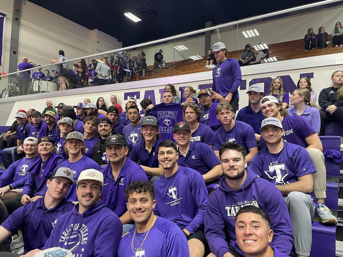 TarletonBase's tweet photo. Closing out the first day of the spring semester in Wisdom supporting @TarletonWBB for Purple Out tonight! https://t.co/o3TVrfi5tr