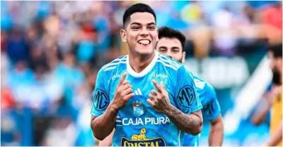 ⏰ #Belgrano negocia a estas horas por el extremo derecho Peruano Joao Alberto Grimaldo Ubidia 

👉 El delantero de 20 años es una de las figuras del Sporting Cristal y la Selección de Perú 🇵🇪