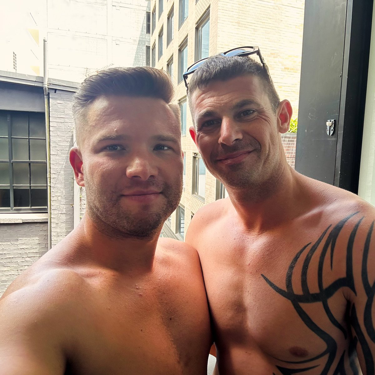 jaronmc's tweet image. This is the start of 34, it’s going to be a great year 🎂
So happy to be spending it with my soon-to-be husband @Mattyjchambers 👬