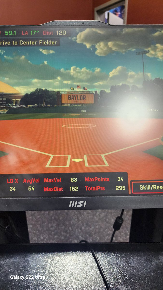 AmoreeSerna's tweet photo. BACK IN THE LAB!!! NEW PR- ev 63!!
#refocused https://t.co/NH0HJXYnJ3