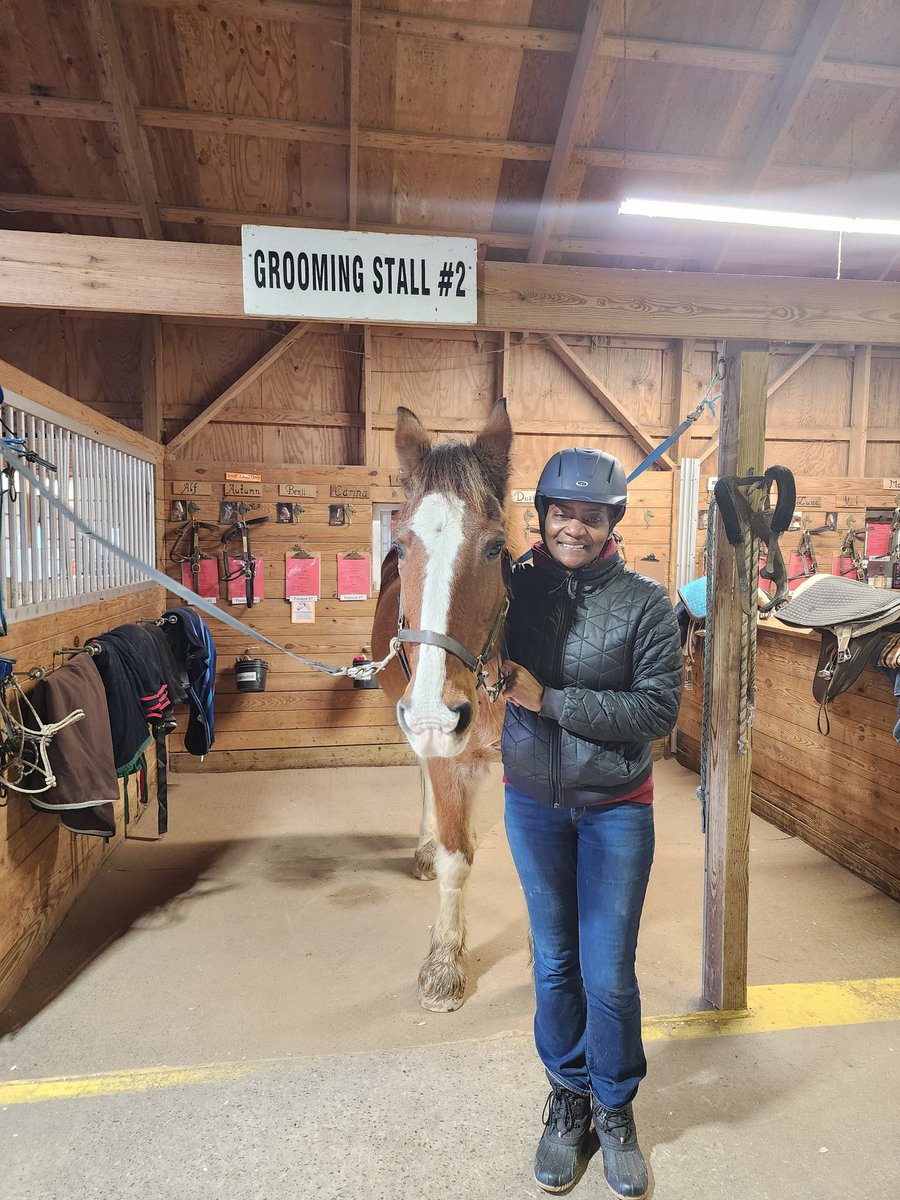 nynie96's tweet photo. I got ride benji yesterday. Awesome to work with a new horse. #RecoveryPosse #sobersquad #equicenter #soberequestrian https://t.co/V0yw3jIRil