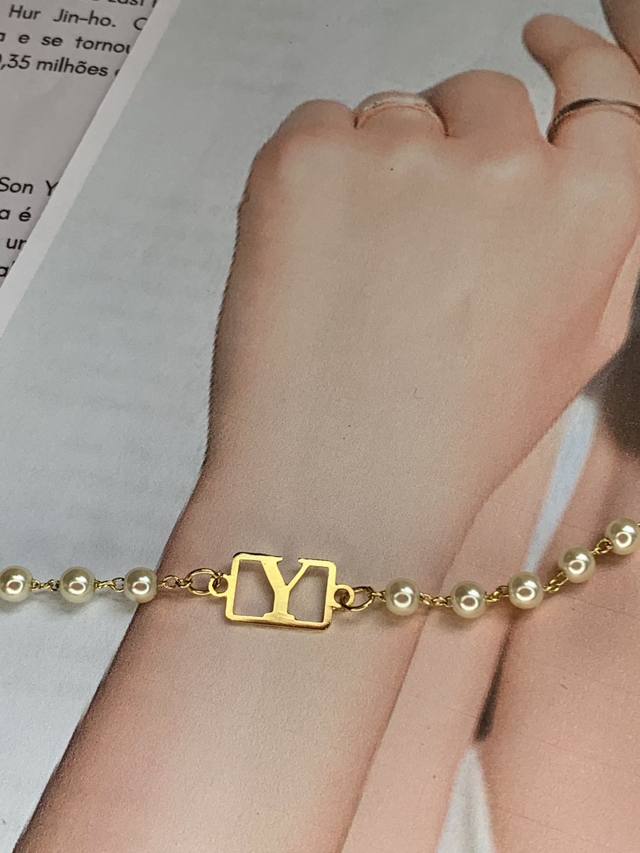 BinjinStore's tweet photo. É uma semi Joia hipoalergênico, que recebe o banho de 10 milésimos de ouro 18K com garantia de 01 ano e que combina com todos os tipos de lookinhos.

Uma fofura né? 🥹🤏🏻

#sonyejin #sonyejinday https://t.co/jVvvDk0BlL