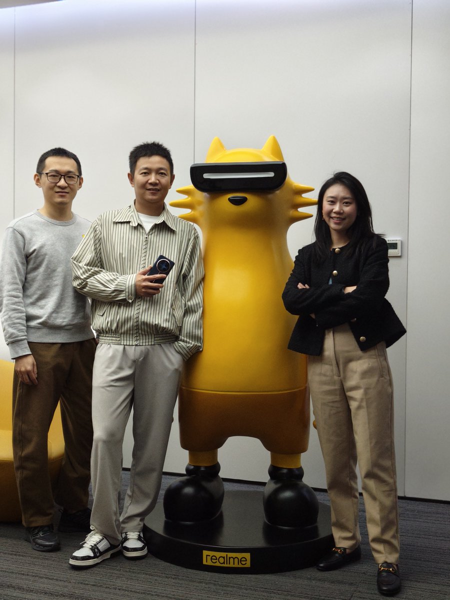 FrancisRealme's tweet photo. Had a preview with media friends from Indonesia.
#realme12ProSeries5G https://t.co/tRrvvZQSgA