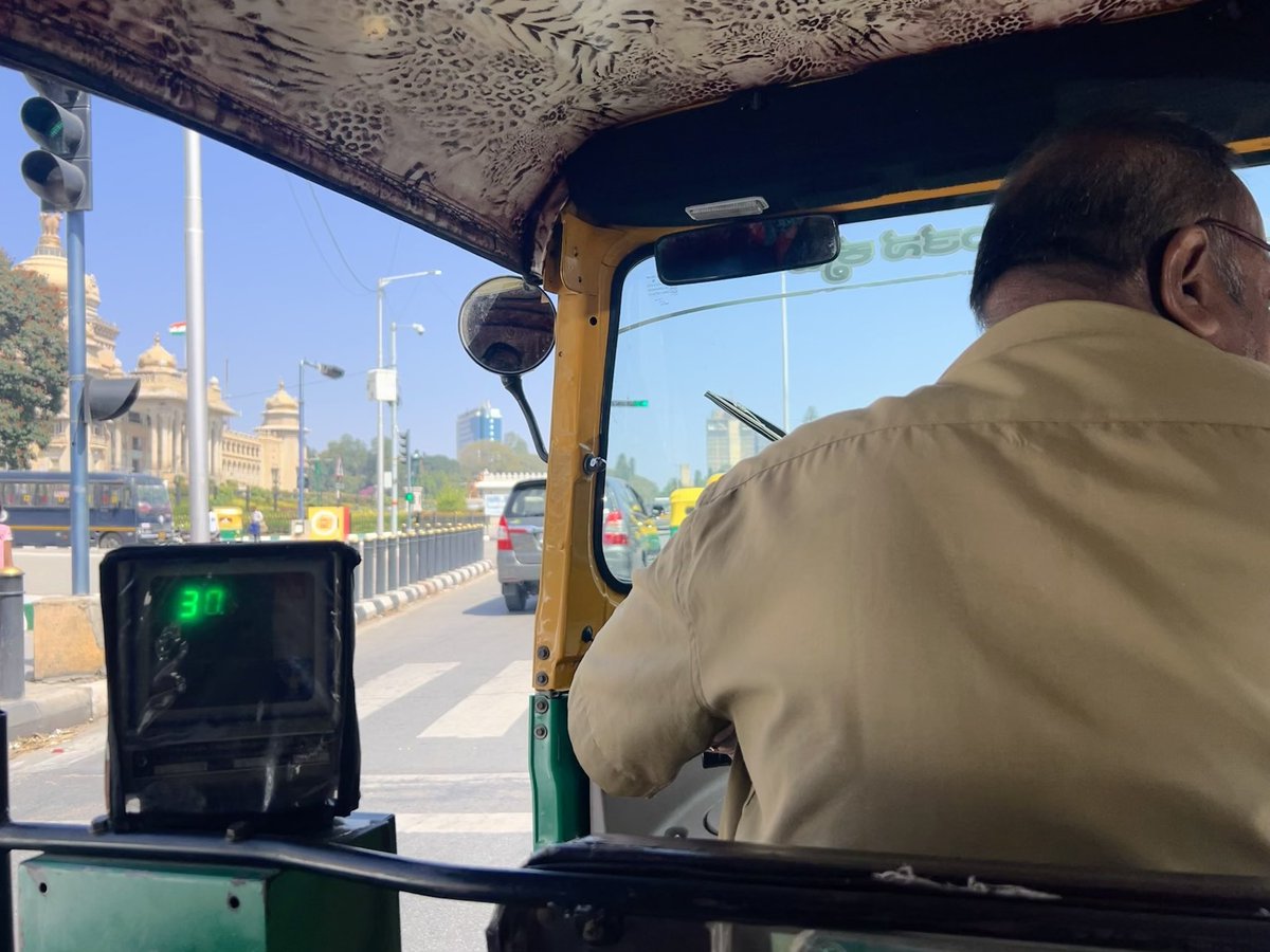 srinualavilli's tweet photo. Just to annoy the “non-believers” :)
#MeterAuto again today from Vidhana Soudha to BBMP
No questions asked. No negotiation. https://t.co/WpdJ2afU3z