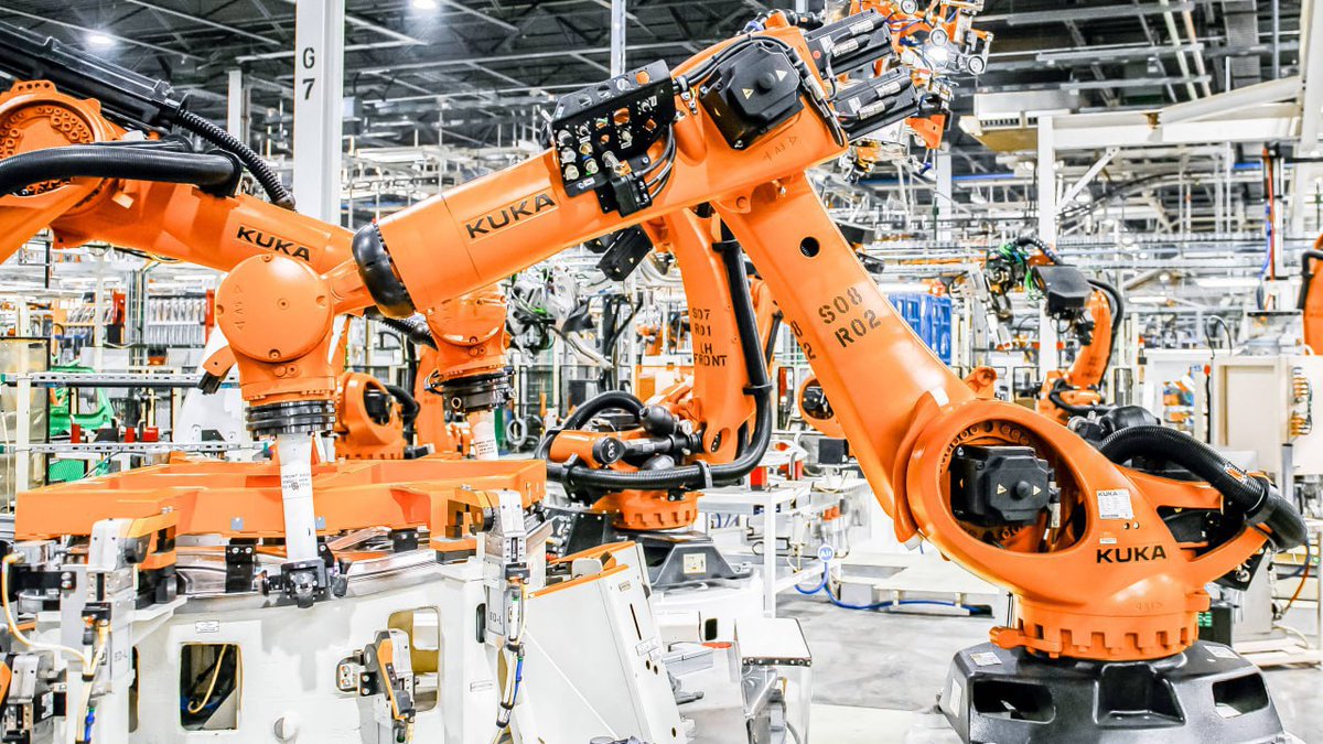 pikweek's tweet photo. Как съели KUKA

Промышленные роботы KUKA стали российскими.. руководители российской "дочки" производителя стали ее владельцами. Бывшая "Кука Роботикс" теперь
ООО"Промышленная робототехника"(Industrial Robotics).
Гендиректором стал Петр Смоленцев под его контролем 95% долей комп https://t.co/p9NRB7ziKJ
