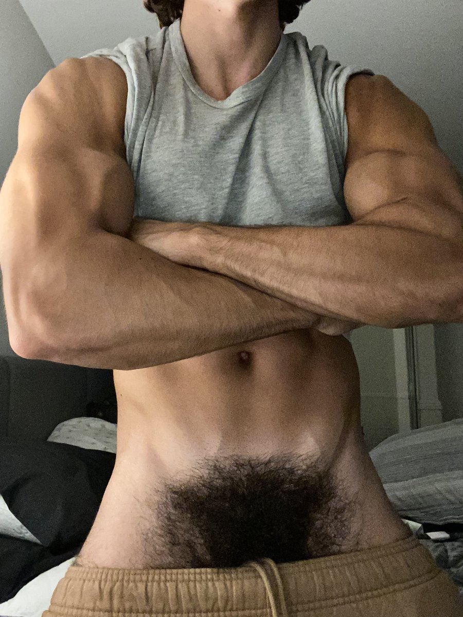 alphagodadonis's tweet photo. Men with pubes do it better https://t.co/VZApo8Nk4l