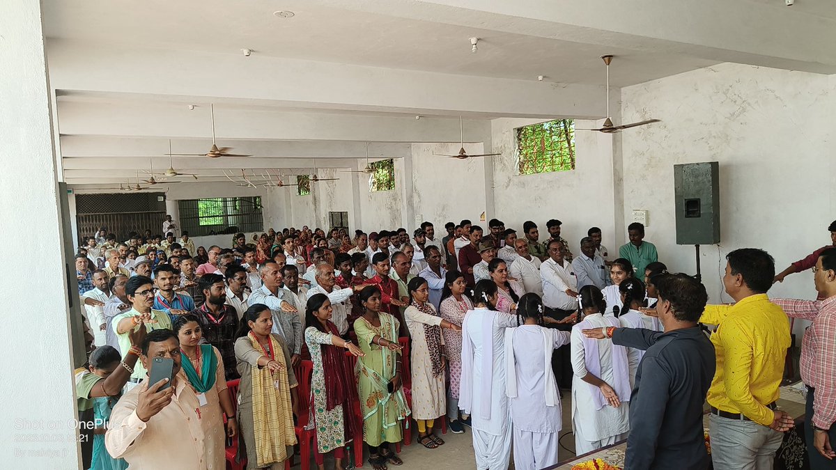 जनसेवा मित्रों ने बखूबी निभाई अपनी जिम्मेदारी!!
अब आई हैं शासन की बारी!!
सुशासन_का_चित्र 
#मुख्यमंत्रीजनसेवामित्र
 
<a href="/CMMadhyaPradesh/">Chief Minister, MP</a> <a href="/DrMohanYadav51/">Dr Mohan Yadav</a> <a href="/ChouhanShivraj/">Shivraj Singh Chouhan</a>   <a href="/JansamparkMP/">Jansampark MP</a>
<a href="/TheLallantop/">The Lallantop</a> <a href="/MPTakOfficial/">MP Tak</a> <a href="/jagdishDevdaBJP/">Jagdish Devda</a> <a href="/rshuklabjp/">Rajendra Shukla</a> <a href="/AIGGPA/">AIGGPA</a> <a href="/Connect_Lokesh/">Lokesh Sharma</a> <a href="/KailashOnline/">Kailash Vijayvargiya</a>
