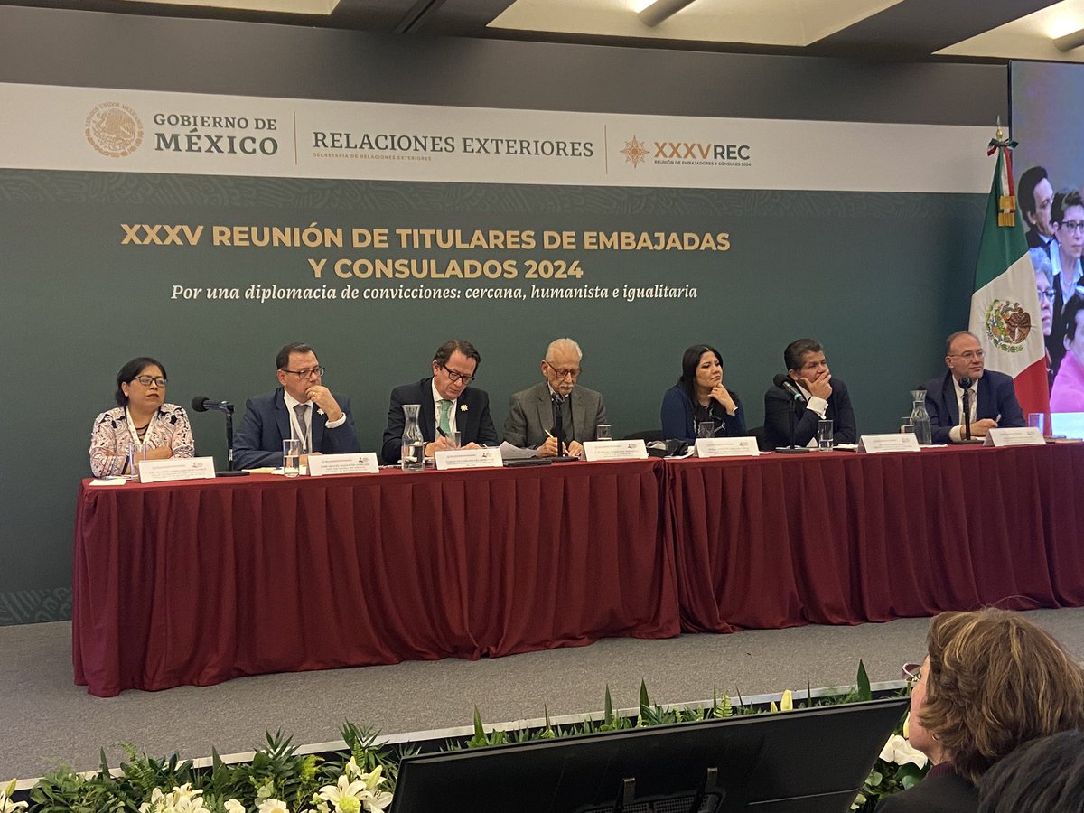 MakiTeramotoS's tweet photo. En este día 4 de #REC2024, a las meras 23:37 hrs, finaliza la segunda reunión presidida por el #TUAF y sus áreas administrativas #DGSERH #DGPOP #DGBIRM #DGTI + #CPSEM y la asesora de la Canciller sobre temas de acoso.  

Muchas gracias! https://t.co/qfElauiKlq