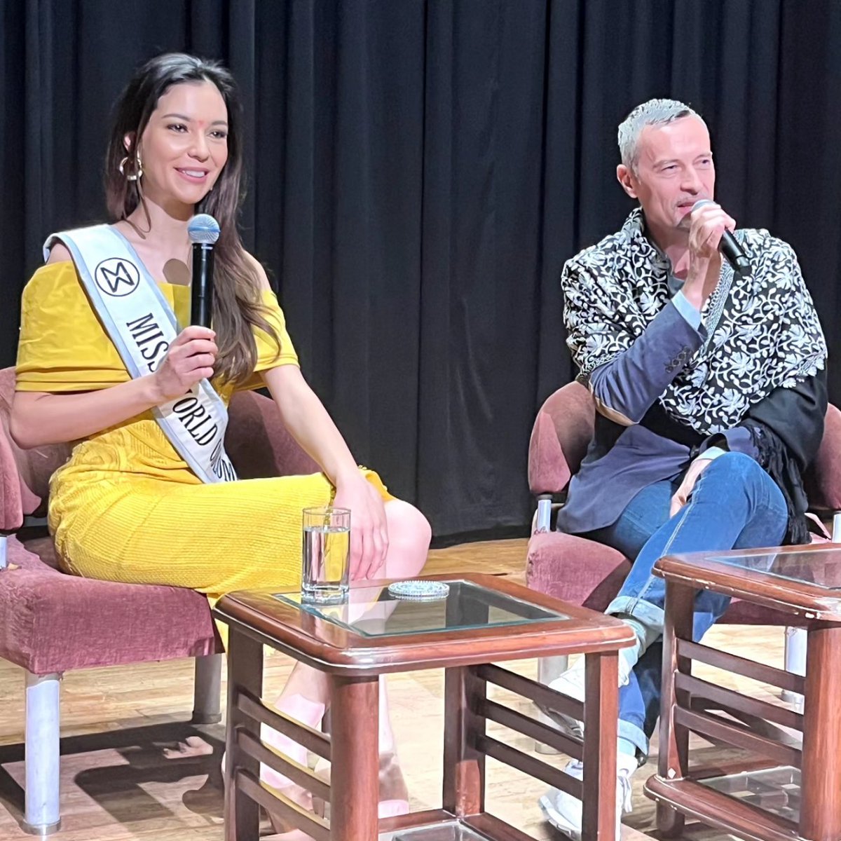 alliancefrdelhi's tweet photo. 🌟💃 Miss Columbia Camila Pinzon interacted with our students last month!
She talked about how learning French changed her life positively💫
🎊She also took part in the students Christmas party after the Q and A session.
#MissColumbia #CamilaPinzon #AFDelhi https://t.co/AhglpUi5xG