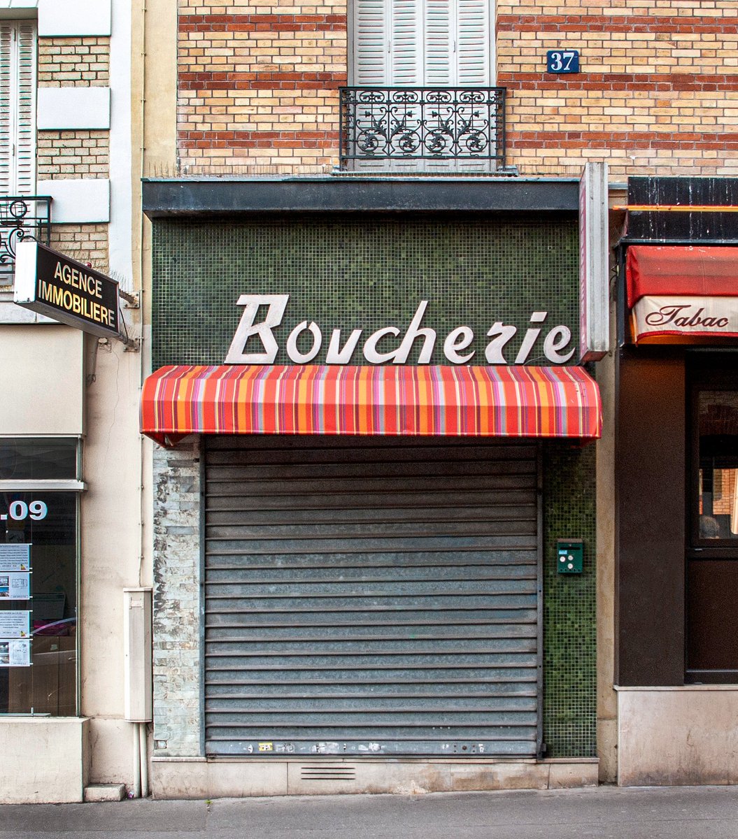 Pixdar's tweet image. Boucherie... devanture et safari typo à #Paris20
Janvier 2016.

#safaritypo #devanture #storefront #boucherie #typographie

👉 pixdar.tumblr.com/post/190303783…