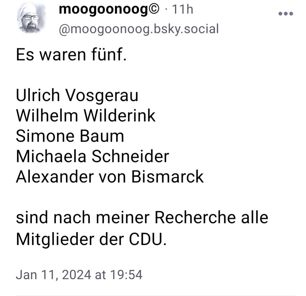 akatztwit's tweet photo. @polenz_r Sollten? Es waren CDU-Mitglieder dabei. Fünf. https://t.co/xVQb2hIFDa