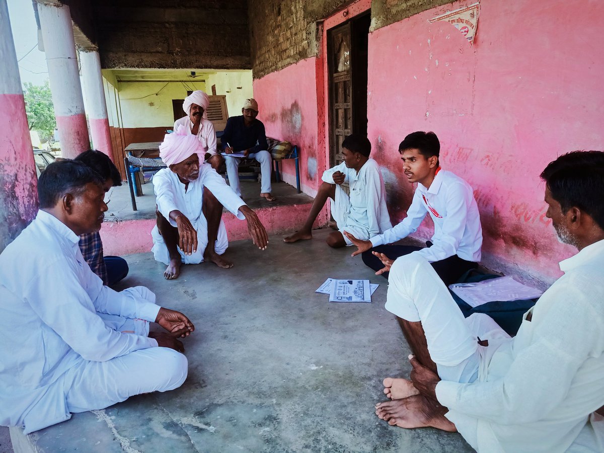 कर्तव्य  पथ पर आगे बढ़ा,
धूप छांव सबसे है लड़ा,
अब हमारा भी हो उद्धार
हम सब चाहे स्थायी रोजगार
#मुख्यमंत्रीजनसेवामित्र
<a href="/CMMadhyaPradesh/">Chief Minister, MP</a> <a href="/DrMohanYadav51/">Dr Mohan Yadav</a> <a href="/ChouhanShivraj/">Shivraj Singh Chouhan</a>   <a href="/JansamparkMP/">Jansampark MP</a>
<a href="/TheLallantop/">The Lallantop</a> <a href="/MPTakOfficial/">MP Tak</a> <a href="/jagdishDevdaBJP/">Jagdish Devda</a> <a href="/rshuklabjp/">Rajendra Shukla</a> <a href="/AIGGPA/">AIGGPA</a> <a href="/Connect_Lokesh/">Lokesh Sharma</a> <a href="/KailashOnline/">Kailash Vijayvargiya</a>
