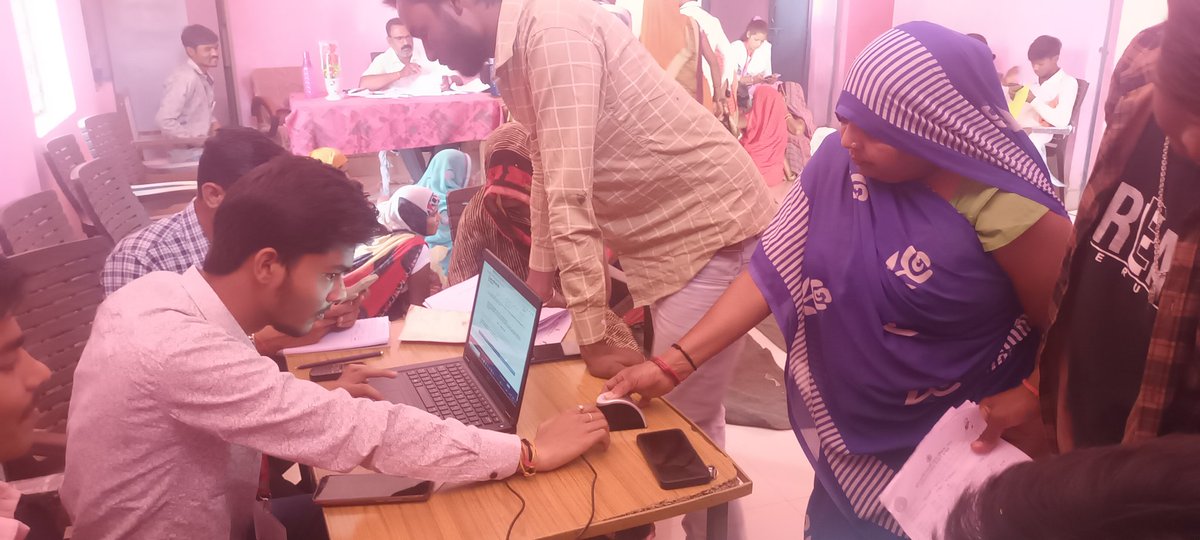 जनसेवा मित्रों ने बखूबी निभाई अपनी जिम्मेदारी!!
अब आई हैं शासन की बारी!!
सुशासन_का_चित्र 
#मुख्यमंत्रीजनसेवामित्र
 
<a href="/CMMadhyaPradesh/">Chief Minister, MP</a> <a href="/DrMohanYadav51/">Dr Mohan Yadav</a> <a href="/ChouhanShivraj/">Shivraj Singh Chouhan</a>   <a href="/JansamparkMP/">Jansampark MP</a>
<a href="/TheLallantop/">The Lallantop</a> <a href="/MPTakOfficial/">MP Tak</a> <a href="/jagdishDevdaBJP/">Jagdish Devda</a> <a href="/rshuklabjp/">Rajendra Shukla</a> <a href="/AIGGPA/">AIGGPA</a> <a href="/Connect_Lokesh/">Lokesh Sharma</a> <a href="/KailashOnline/">Kailash Vijayvargiya</a>