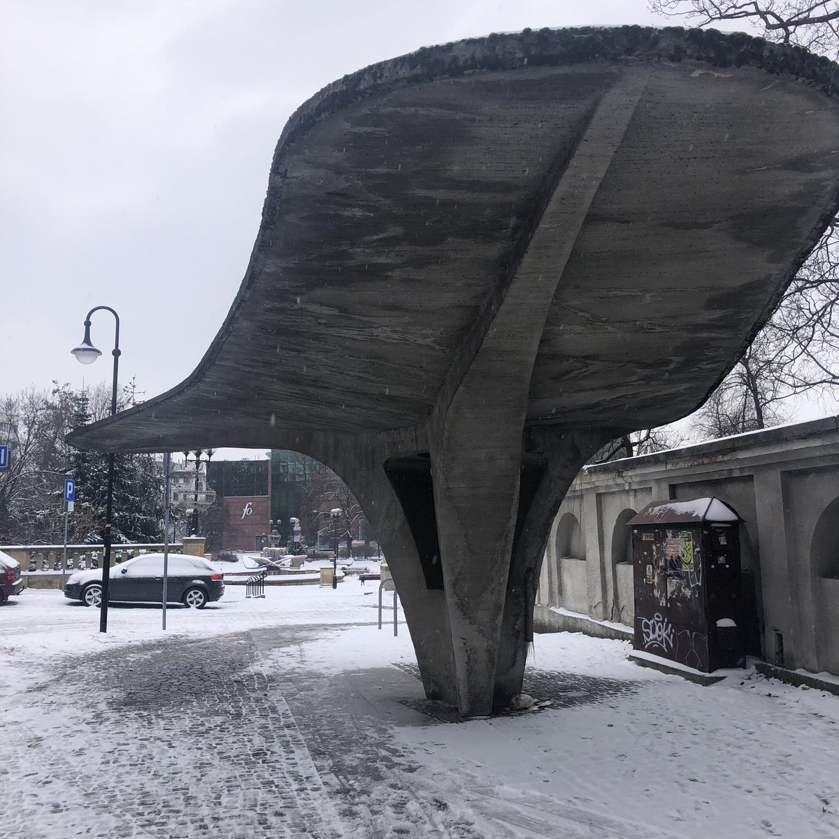 Brutalist shelter in Opole
#opole #brutalism