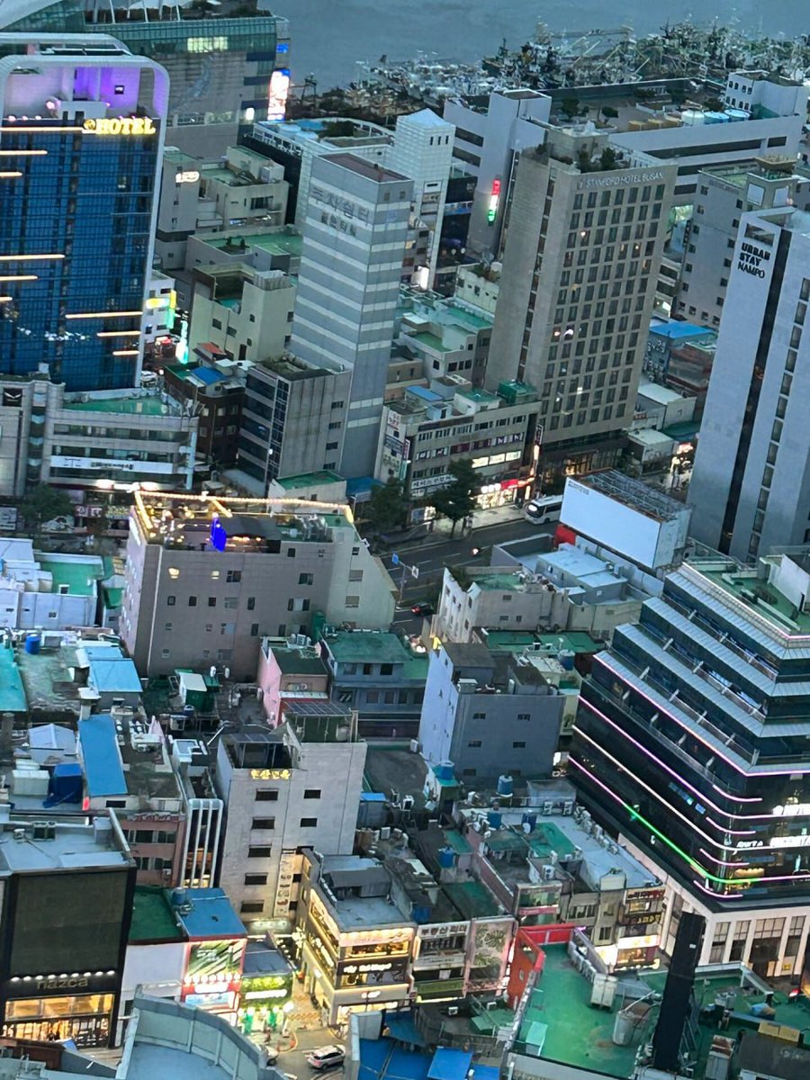 안녕하세요! 저는 당신의 친구입니다, 당신과 이야기할 수 있어서 기쁩니다.당신이 모든 것이 다 괜찮기를 바랍니다!
