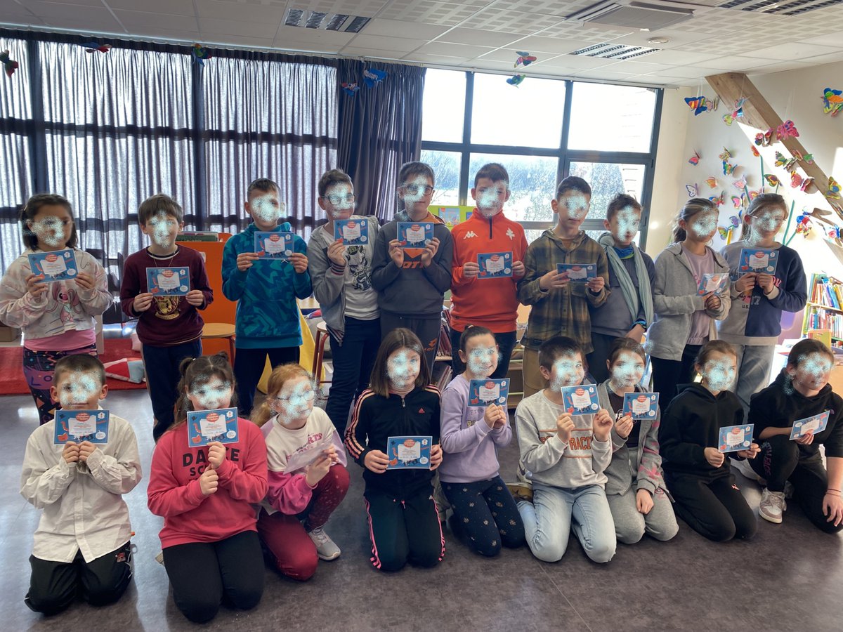 Félicitations à tous les élèves pour leur participation aux petits champions de la lecture étape école.
Bravo à Laura qui représentera notre classe le 7 février prochain à Dommary Baroncourt.
Merci aux bénévoles de la BVB et à <a href="/EstelleRivad/">RivaD estelle</a> !