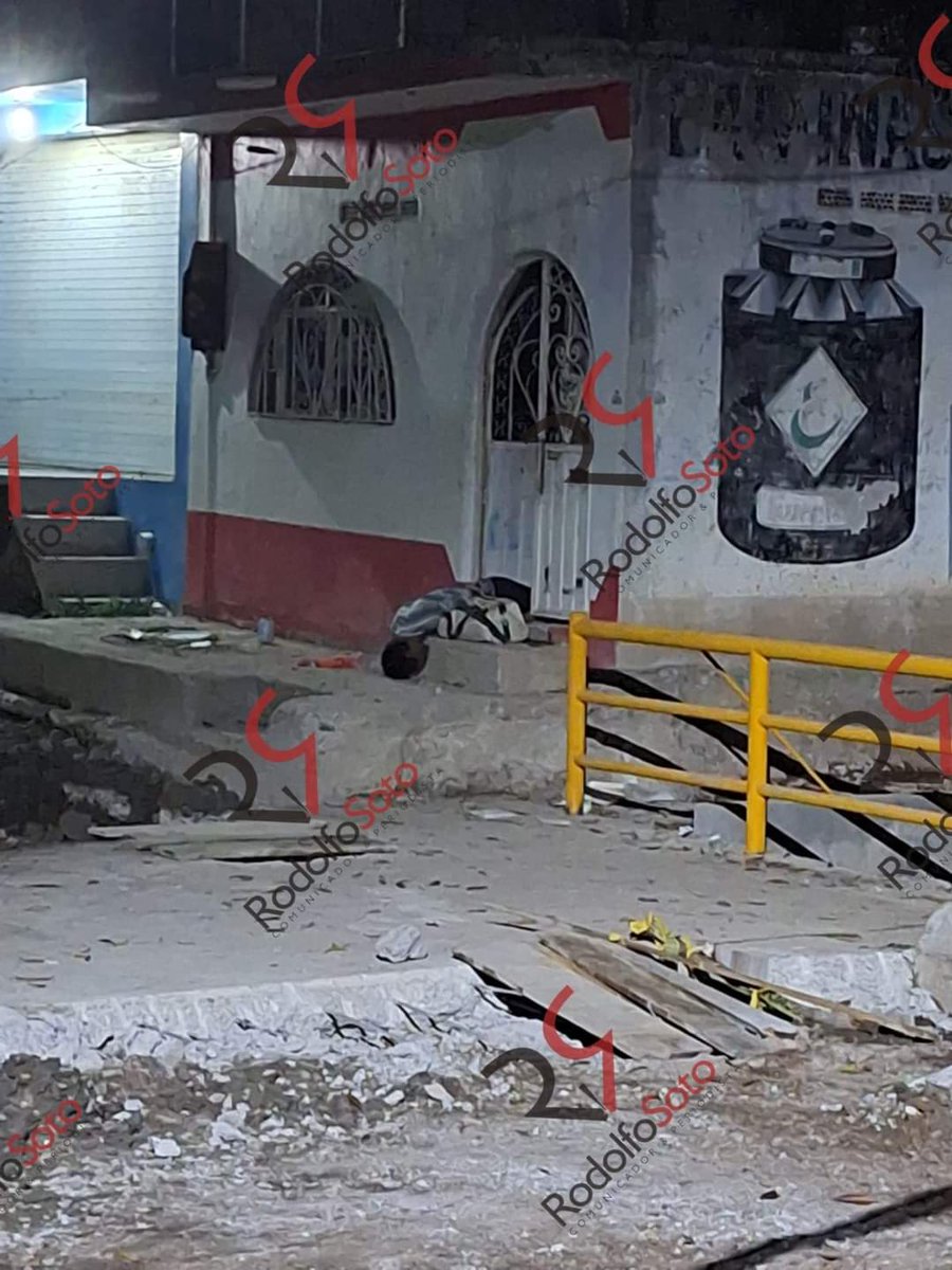rodolman69's tweet photo. Esta noche dan muerte por impactos de arma de fuego a un masculino en la entrada de una vivienda que se localiza en el vado de la comunidad de #Tomatal perteneciente a #Iguala https://t.co/XQGoYmXJD1