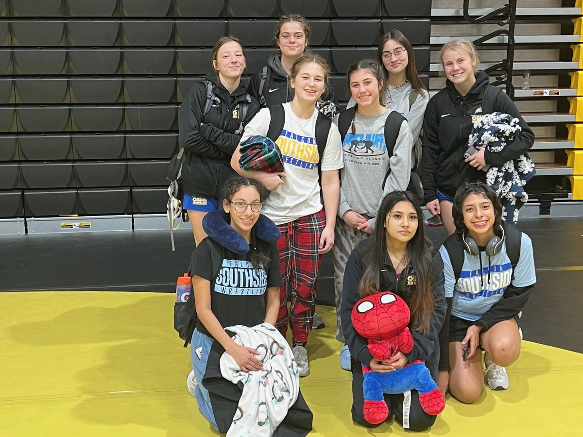 OlatheSouthHS's tweet photo. Congrats to the @OS_GirlsWrestle Team on a top 10 finish at the Newton Tournament of Champions. Individual medalists  included Nicole Redmond  1st place (120 lbs), Jose Vance 3rd place (145 lbs), and Justice Thomas 4th place medal (155 lbs). Great work ladies! https://t.co/a5kgydj2Br