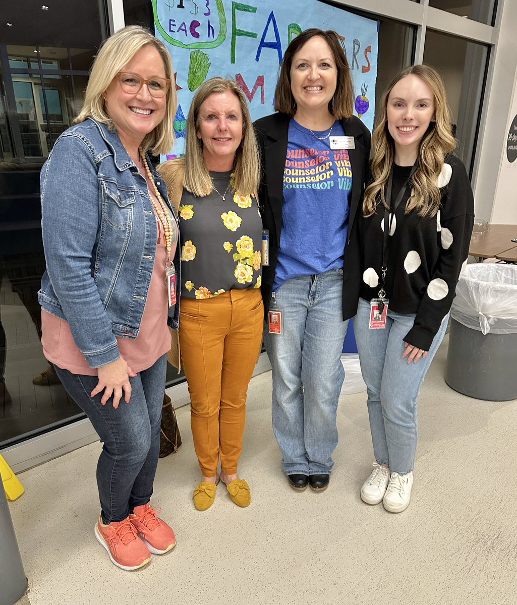 lightfootj22's tweet photo. Can’t stop thinking about how wonderful our parent engagement night was. A great presentation on how to support ALL learners and a deep dive into all things GT. Thank you to everyone that participated tonight! @RJLeeCounselor @kstegall19 @CounselorNelson https://t.co/Zcz92TTvfF
