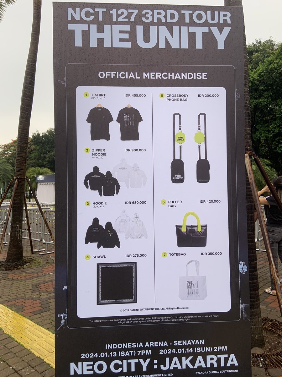 FapKshop's tweet photo. Jastip Mecrhandise NCT up IDR 50.000 from regular price 
#NCT127_NEOCITY_THE_UNITY #THEUNITYINJAKARTA #NEOCITY_THE_UNITY #NEOCITY_THE_UNITY_JAKARTA #HAECHAN #JOHNNY #JAEHYUN #TAEYONG #merchandiseNCT https://t.co/cjWy66nLUs
