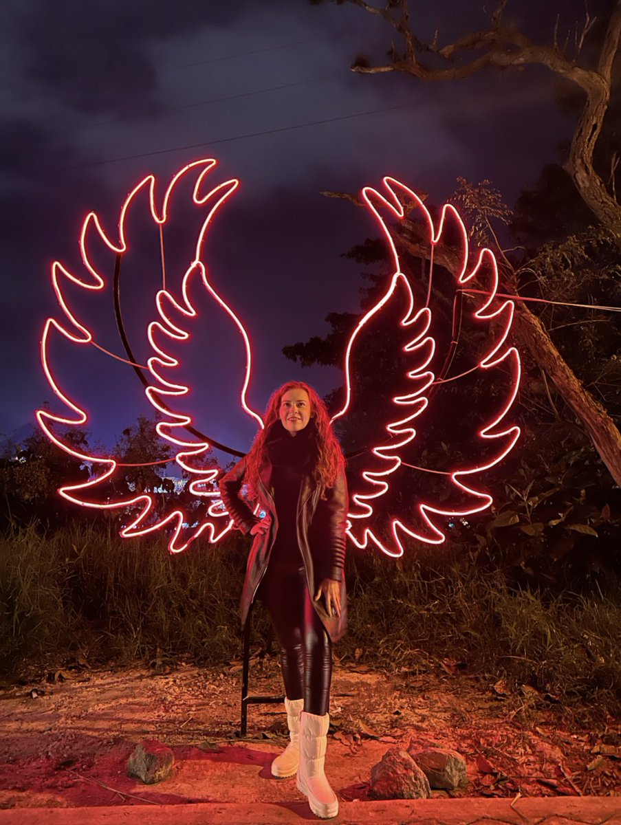 Si vas a decir si, dilo con el corazón abierto.
Si vas a decir no, dilo sin miedo 🧚‍♀️