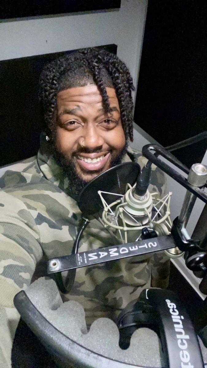 bcbigclay's tweet image. Back in da Stu aka my other home w/my super producer @Dreez_Official workin on my R&amp;amp;B Album! LADIES I GOT U! Yall requested more Teddy Bear 🧸 Love Music so I’m blessing y’all wit it for 2024 ❤️🔥🎤🎶🎧🎙️

#music #trending #studiobound #thursdayvibes #ญี่ปุ่นว๊านหวาน #RNB #NC