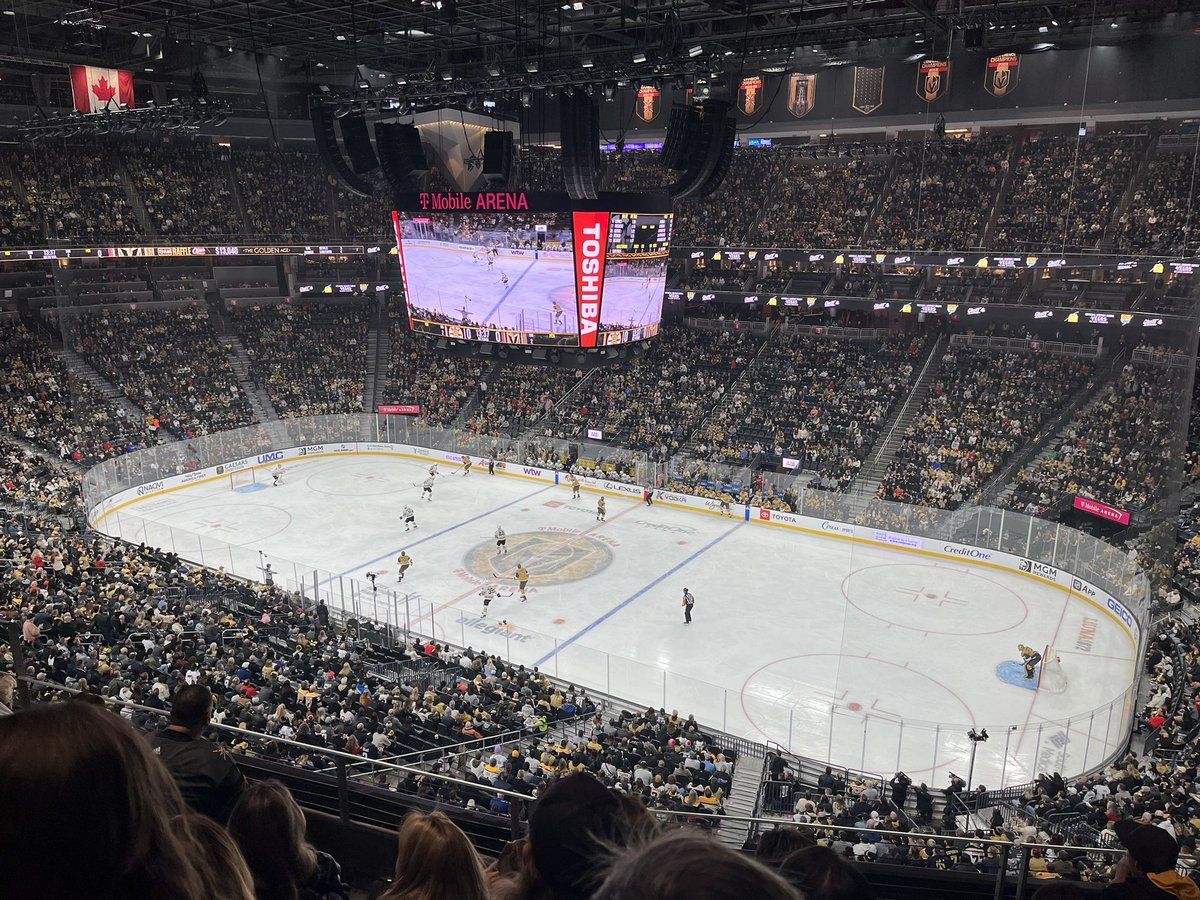 BradJCarr's tweet image. Visiting #ALLCAPS  hallowed ice #TheSave @StanleyCup