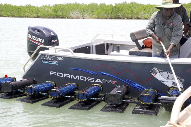 <a href="/ThamarrurrDC/">TDC</a> recently welcomed the the arrival of over 100,000 oyster spat to Wadeye. 🙌🏿🦪

As part of their trialling of both subtidal and intertidal farming systems, the oysters were deployed out into floating seapa cages attached to lines.

Visit <a href="/ThamarrurrDC/">TDC</a> to learn more.