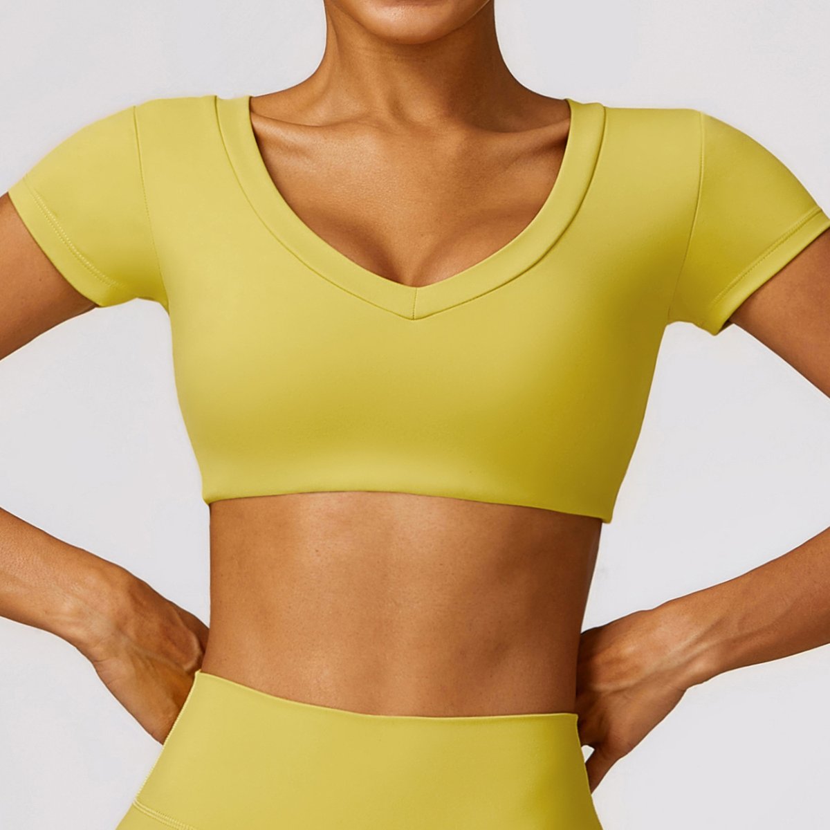 RolandLan6's tweet photo. Brushed high-strength tight-fitting yoga clothes for casual running sports short-sleeved quick-drying fitness short-sleeved outerwear
#sportmotivation #fitnesswear
#bikinicompetitor #bikiniathlete
#training #workout #fitnessgirlteam
#healthy #health #healthylife
#bikinifitness https://t.co/FD1tFHEJ1U