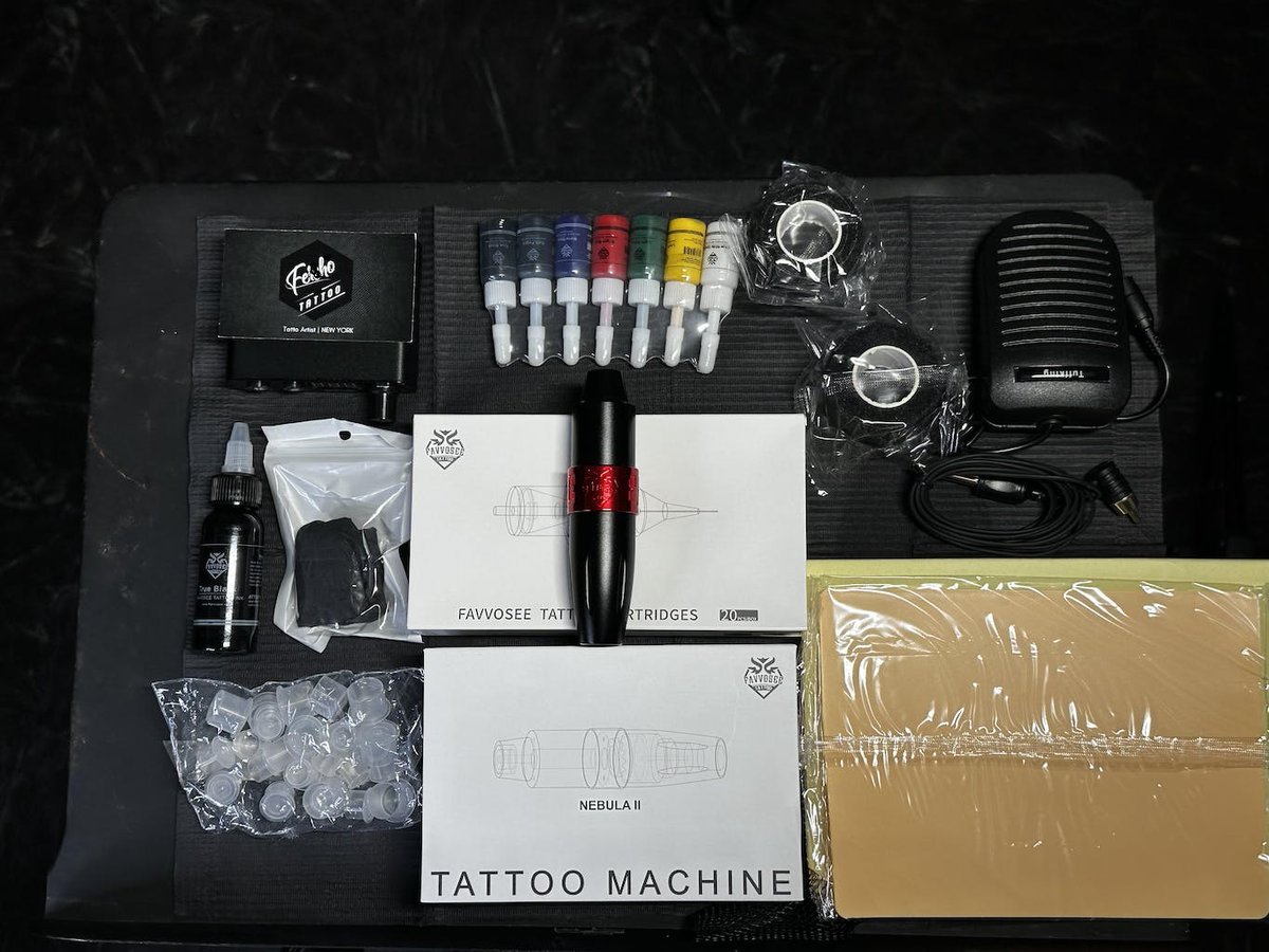favvosee's tweet photo. BEST-SELLING TATTOO KIT $80 OFF UP TO https://t.co/bs07rLN22w  #tattoo #tattookit #favvoseetattoomachine https://t.co/Yf9P6irzQ1