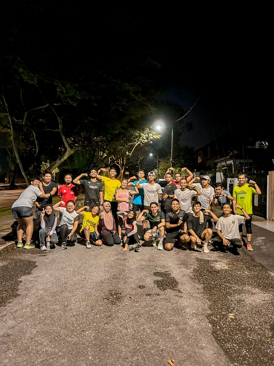 nazmihalim_'s tweet image. Runstreak day 377 - Kyserun Krew #445AMSession 

#keepgrinding
#beatyesterday