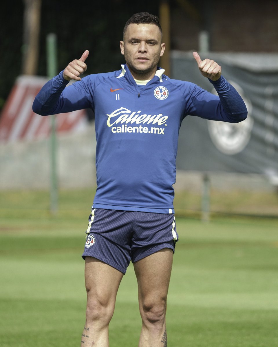 jona2118's tweet photo. Estamos de vuelta! 🤩

Preparándonos para lo que se viene.

🔛 @ClubAmerica 🟡🔵 https://t.co/ceklgaDzr7