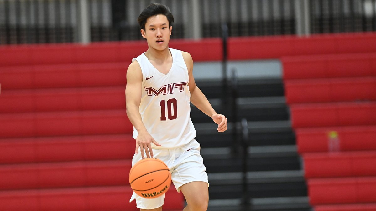 A second-half comeback attempt fell just short as the MIT men's basketball team dropped an 83-80 NEWMAC contest to Emerson at Rockwell Cage. #RollTech Recap: tinyurl.com/2y25xjt7