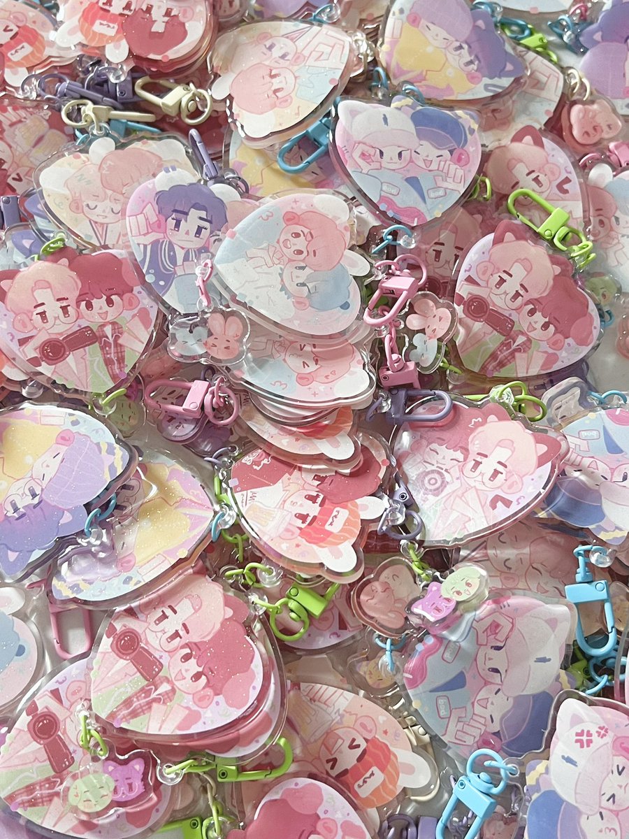 16xmin's tweet photo. freebies for #follow_to_bulacan

d1 - 70 pcs
d2 - 30 pcs 

see yall tomorrow 💗⭐️ https://t.co/Da3dkJAH9h