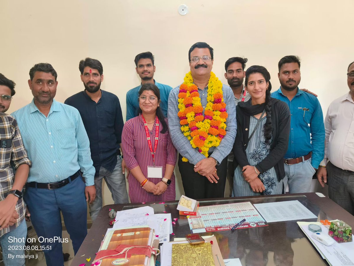 जनसेवा मित्रों का हमेशा साथ रहे, हर व्यक्ति का साथ रहे!!
 घर घर पहुंचे योजनाए, विकास की बात रहे!!
सुशासन_का_चित्र 
#मुख्यमंत्रीजनसेवामित्र
 
<a href="/CMMadhyaPradesh/">Chief Minister, MP</a> <a href="/DrMohanYadav51/">Dr Mohan Yadav</a> <a href="/ChouhanShivraj/">Shivraj Singh Chouhan</a>   <a href="/JansamparkMP/">Jansampark MP</a>
<a href="/TheLallantop/">The Lallantop</a> <a href="/MPTakOfficial/">MP Tak</a> <a href="/jagdishDevdaBJP/">Jagdish Devda</a> <a href="/rshuklabjp/">Rajendra Shukla</a> <a href="/AIGGPA/">AIGGPA</a>