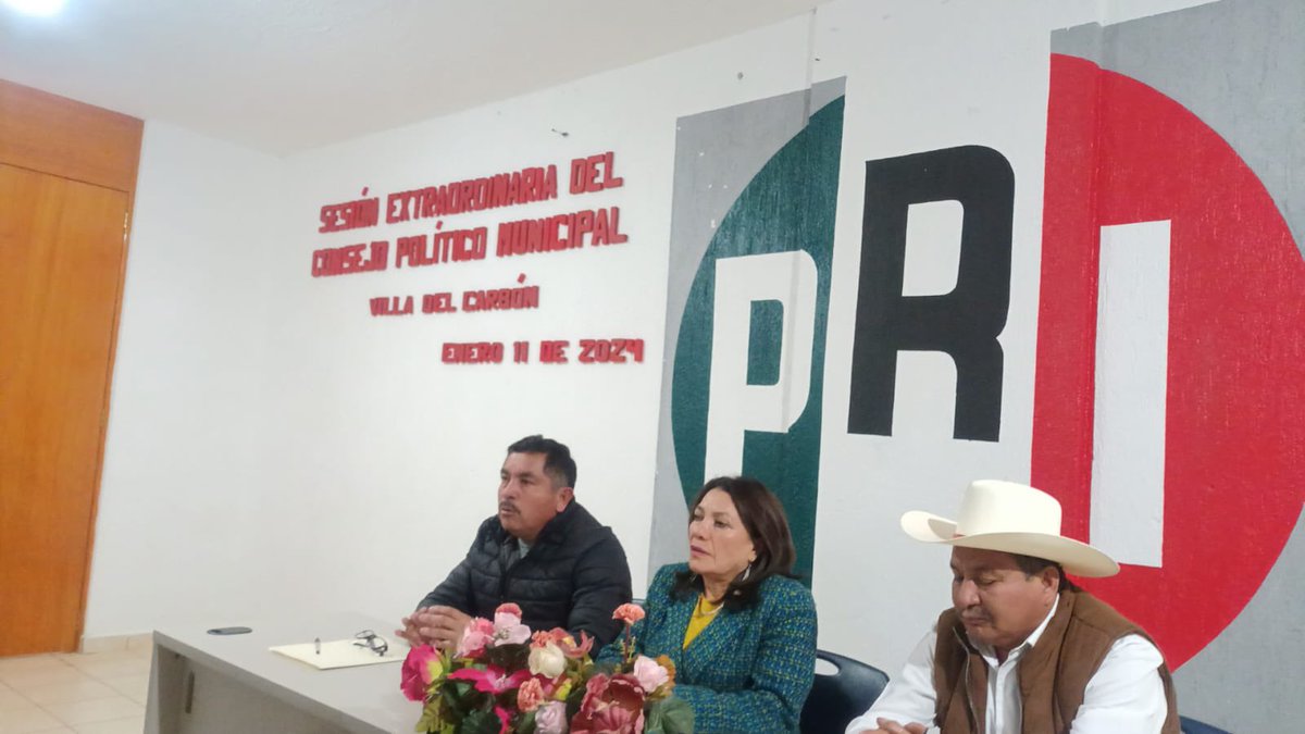CNCEdodeMex's tweet photo. Presentes nuestros compañeros y compañeras  #Cenecistas del #EstadoDeMéxico  en la Sesión Extraordinaria del Consejo Político Municipal del Partido Revolucionario Institucional #PRI 

En donde se aprobó y se dio inicio formal al proceso Electoral #2024

#OrgulloCNC 🔴🇲🇽 https://t.co/cwhR0tUklg