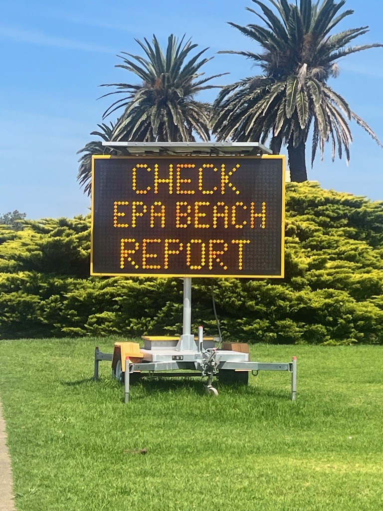 It is simple.
Check Beach Report before your swim: bit.ly/3VfPFjh