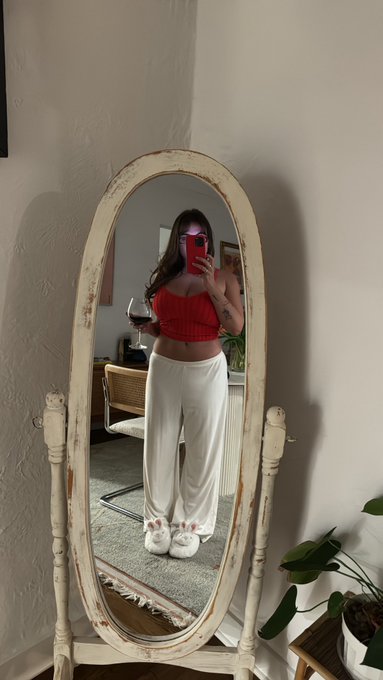 Come over https://t.co/Yy9IExqCbW