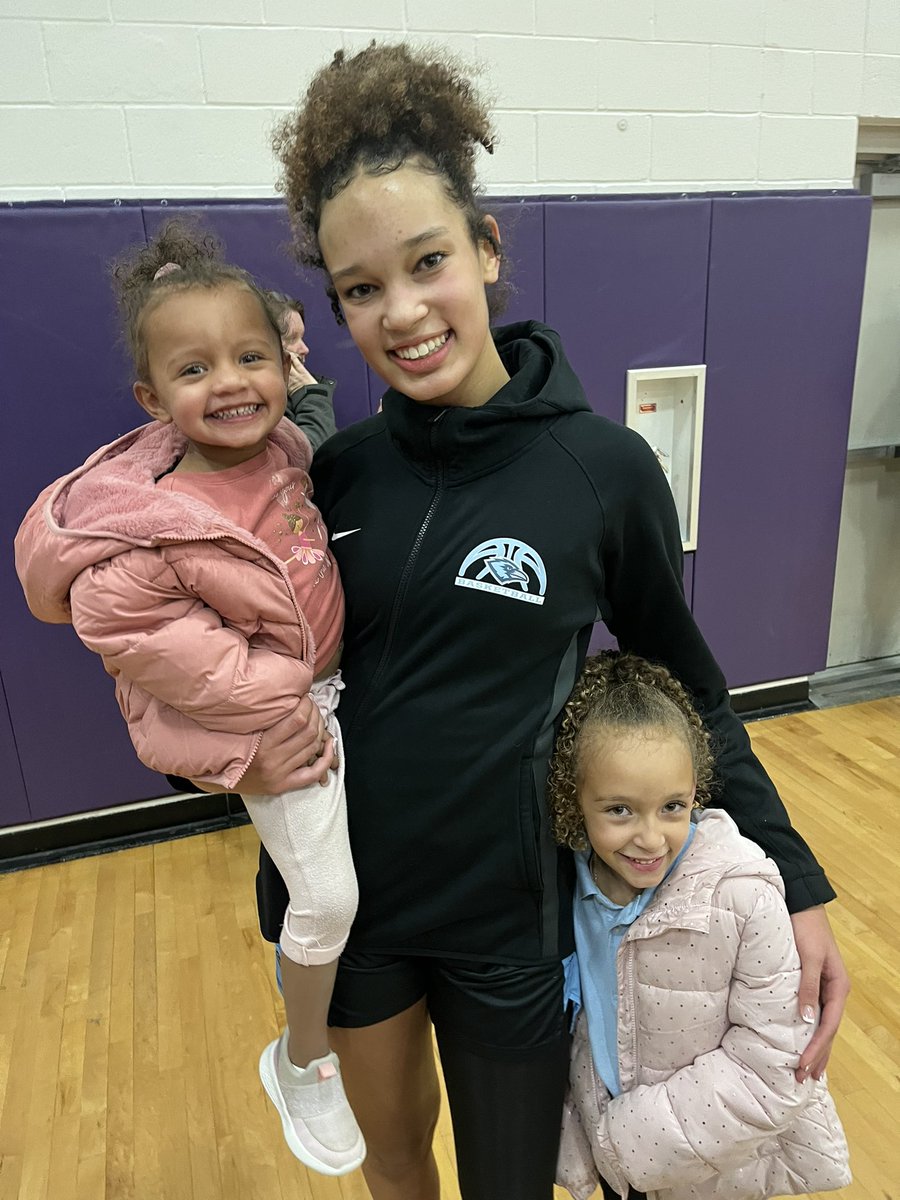 Got a chance to watch <a href="/bricrittendon03/">Brihanna Crittendon</a> play tonight. What a special talent and person! ❤️🏀