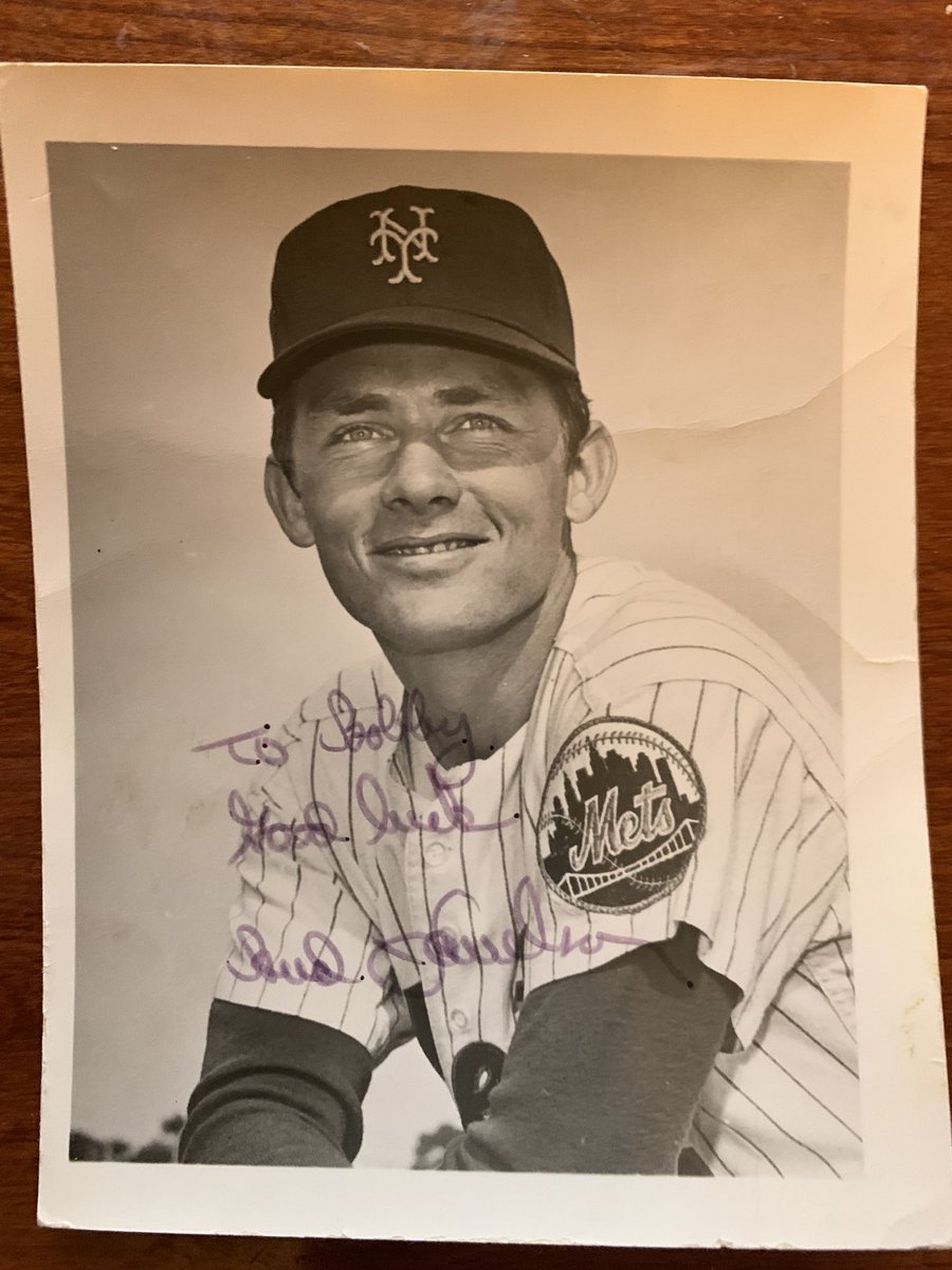 BSabasteanski's tweet photo. @LSBR11 When I was 7 or 8, I wrote him a letter and received this in reply. https://t.co/BXNuzxgvHs